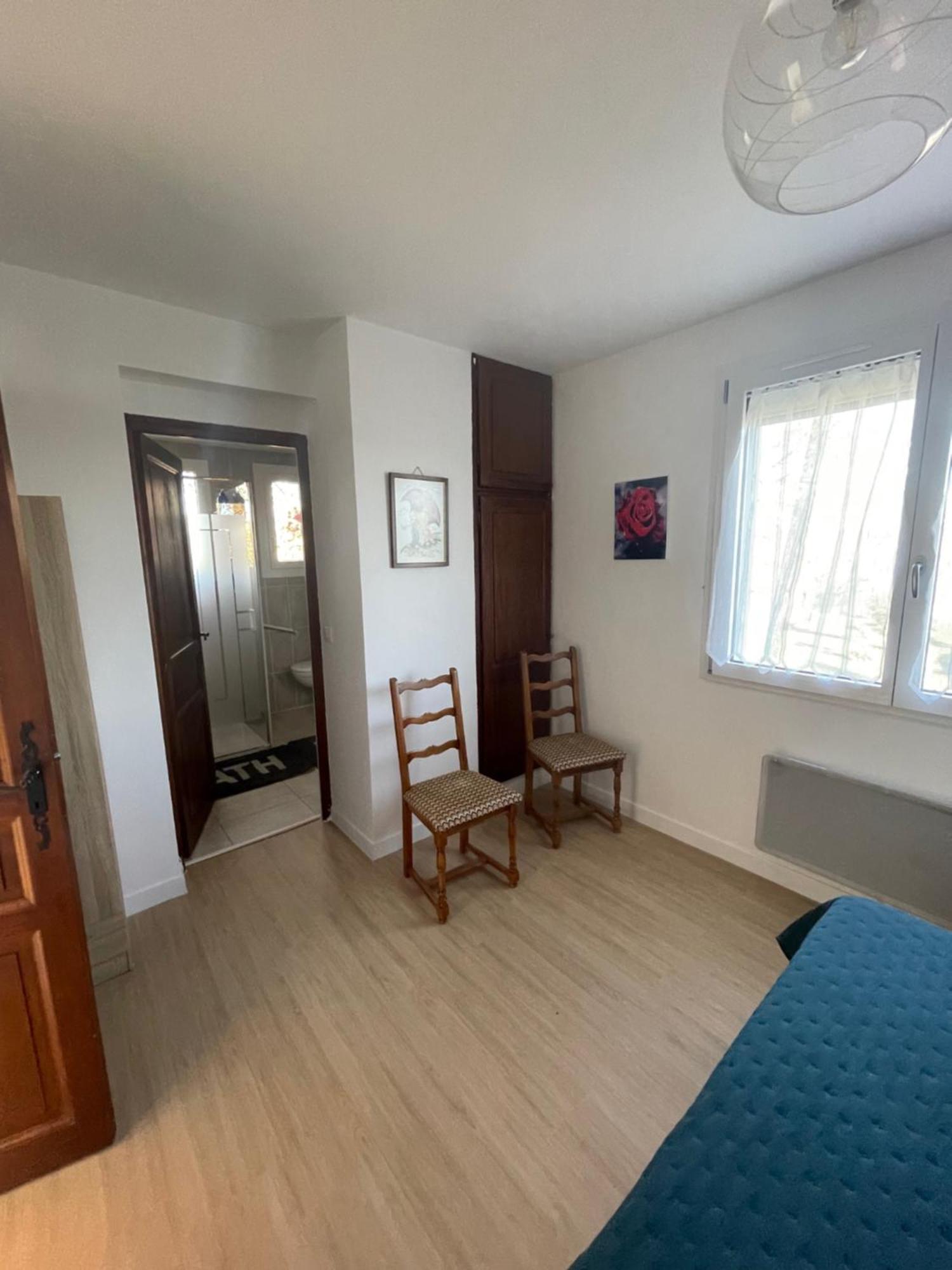 Villa Le Paradis Pern Bagian luar foto
